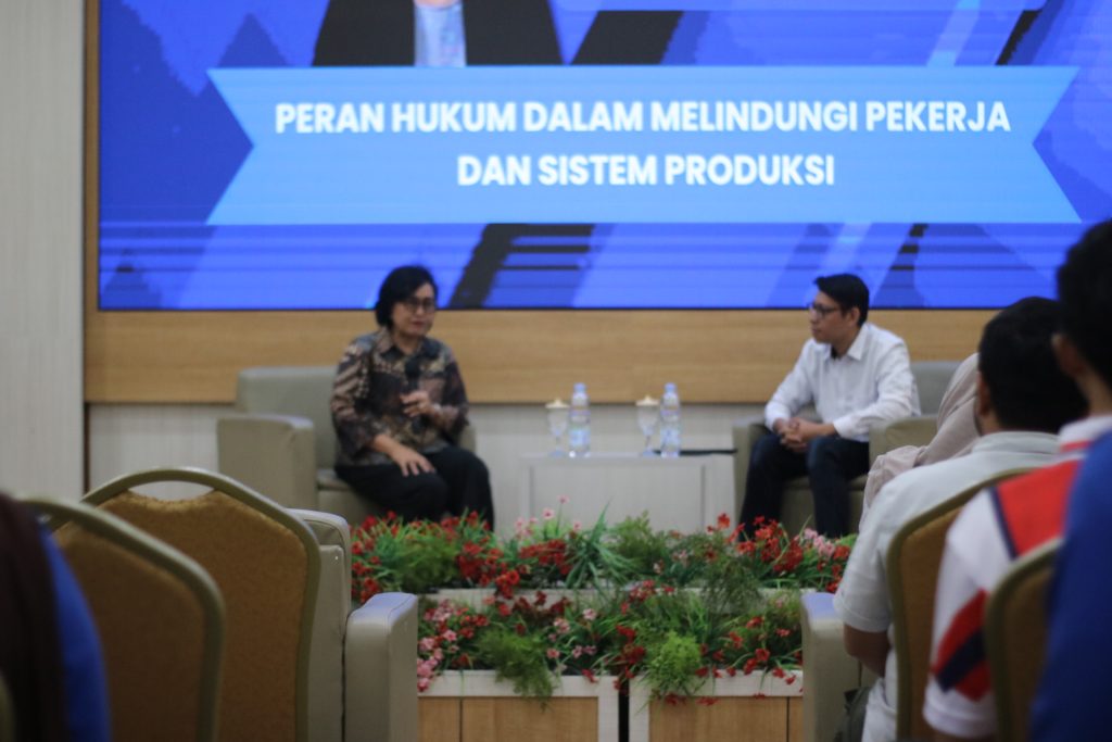 Program Studi Teknik Industri Telkom University Purwokerto Selenggarakan Kuliah Umum tentang Keselamatan Kerja dalam Industri